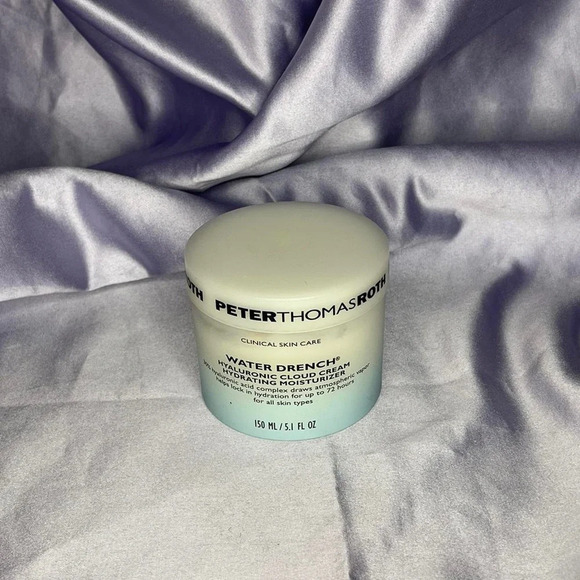 Peter Thomas Roth Clinical Skin Care Water Drench cream hydrating